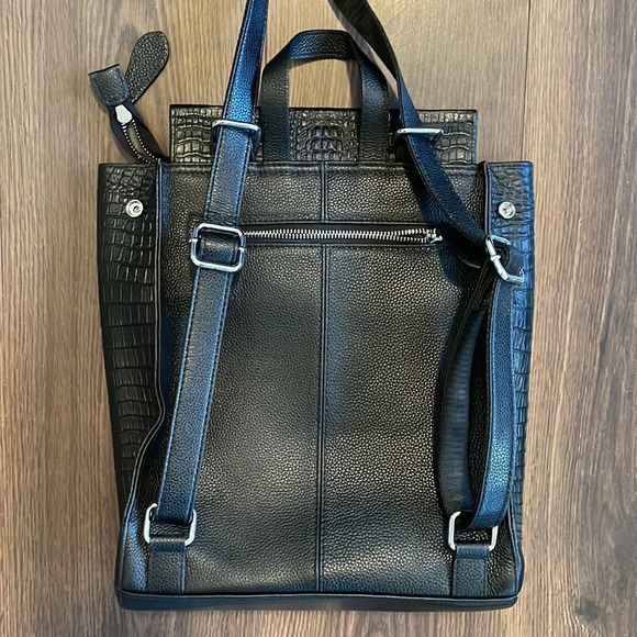 Coolcy | Alligator Embossed Leather Backpack Bag - Picture 6 of 8